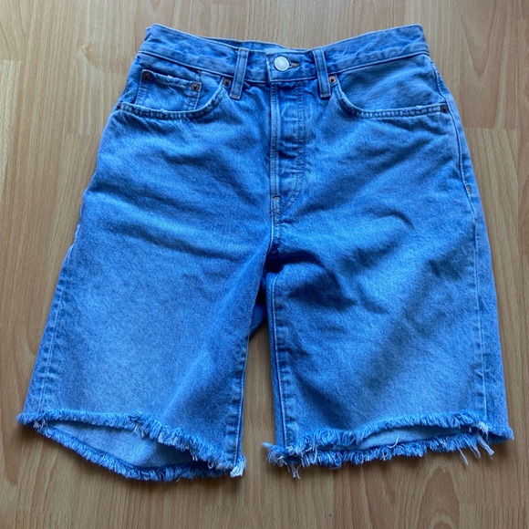 RE/DONE long line Jean shorts - Picture 1 of 5